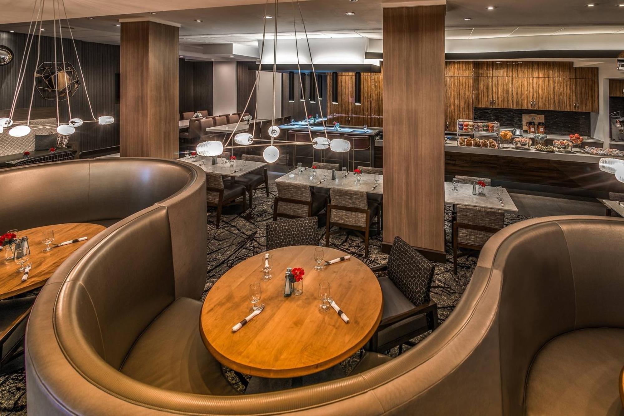 Hotel Courtyard By Marriott Bethesda Chevy Chase Extérieur photo