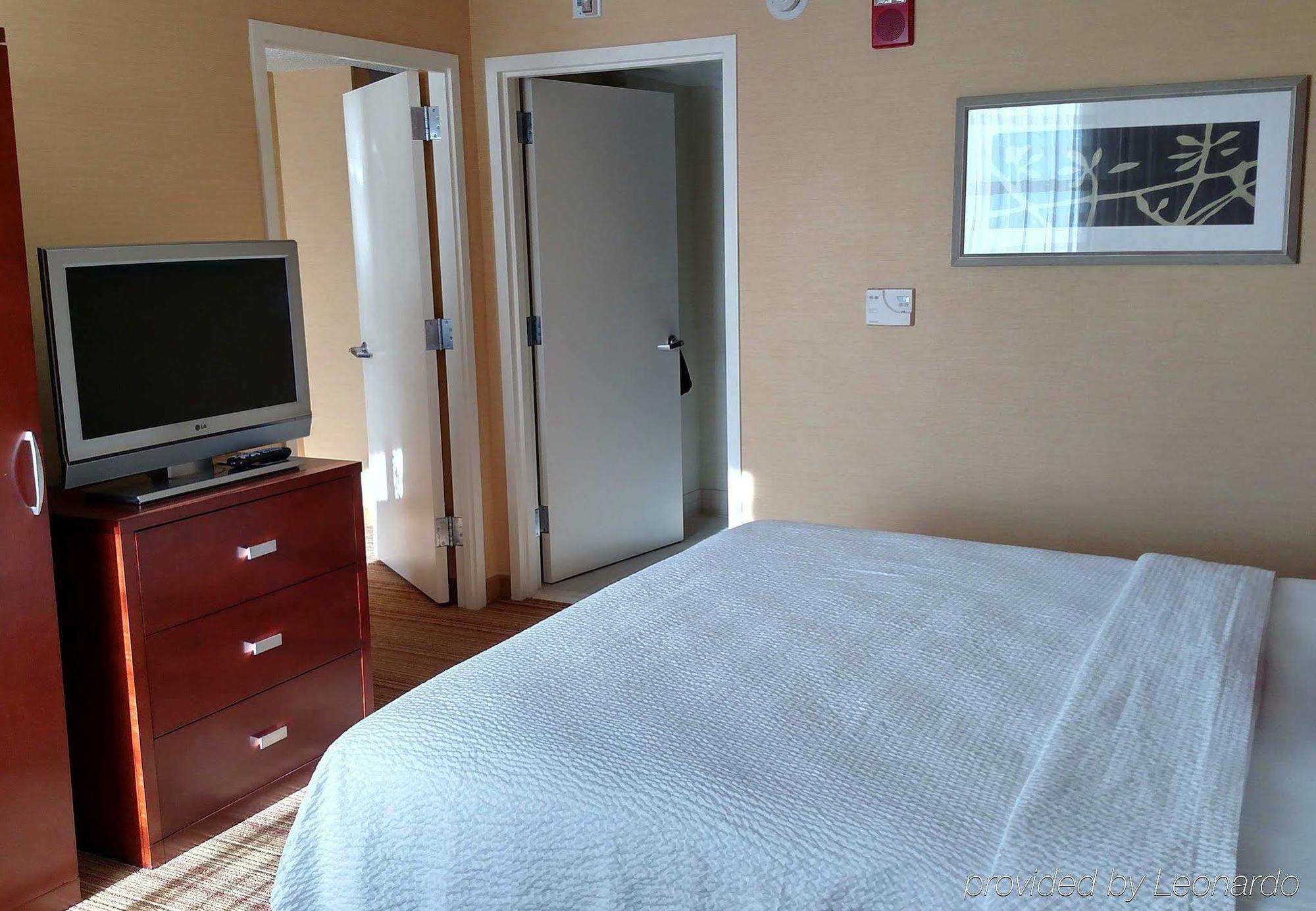 Hotel Courtyard By Marriott Bethesda Chevy Chase Extérieur photo