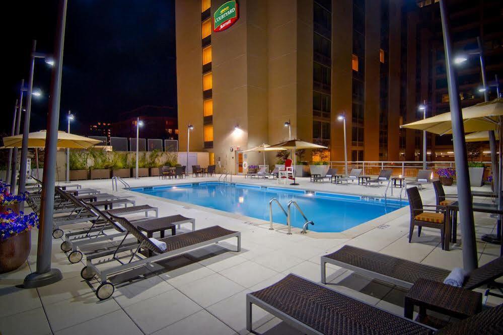 Hotel Courtyard By Marriott Bethesda Chevy Chase Extérieur photo